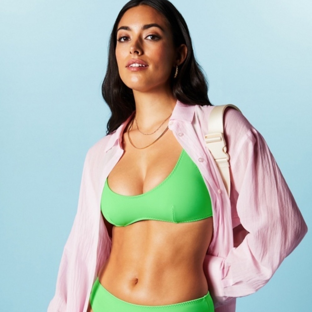 Fabletics green low scoop swim top Large